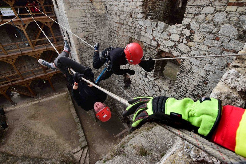 Zdjęcie z poprzednich edycji Ogólnopolskiego  Turnieju Klas o Profilu Mundurowym 5